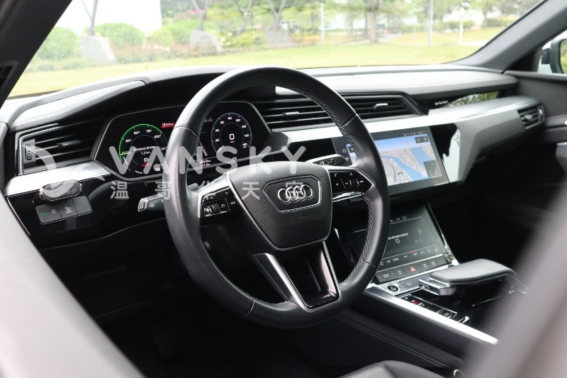 250911130638_2021 Audi E-tron Sportback White 19.JPG